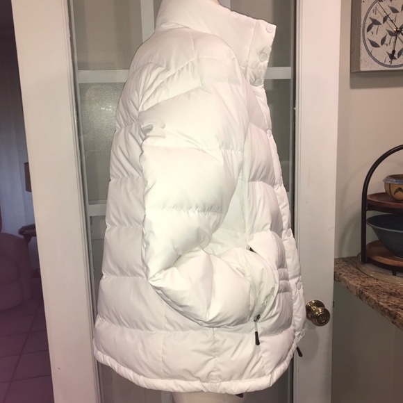 The North Face Retro Nuptse 700 💯% down puffer jacket - Picture 9 of 16